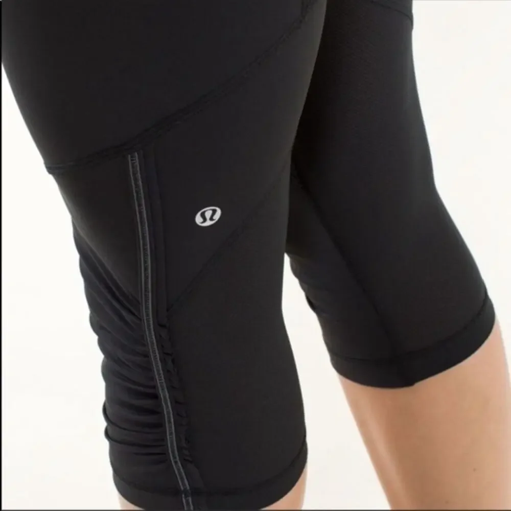 Lululemon Run For Your Life Black Crop Leggings Size 8